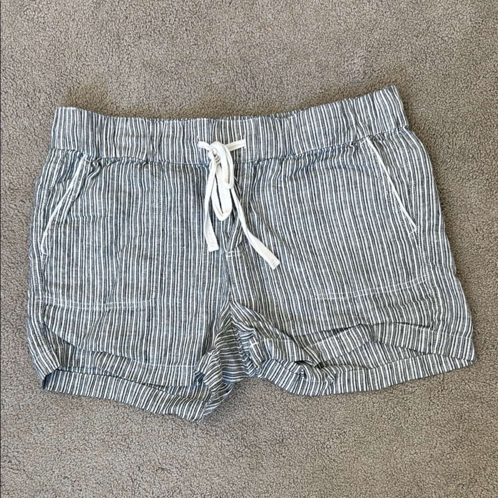 Caslon Striped Gray Women's Shorts